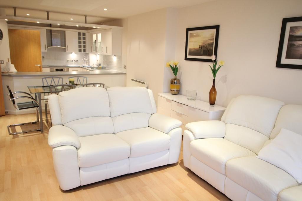 Open Plan Living/Din