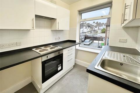 1 bedroom flat to rent, Montfort Road, Kent ME2