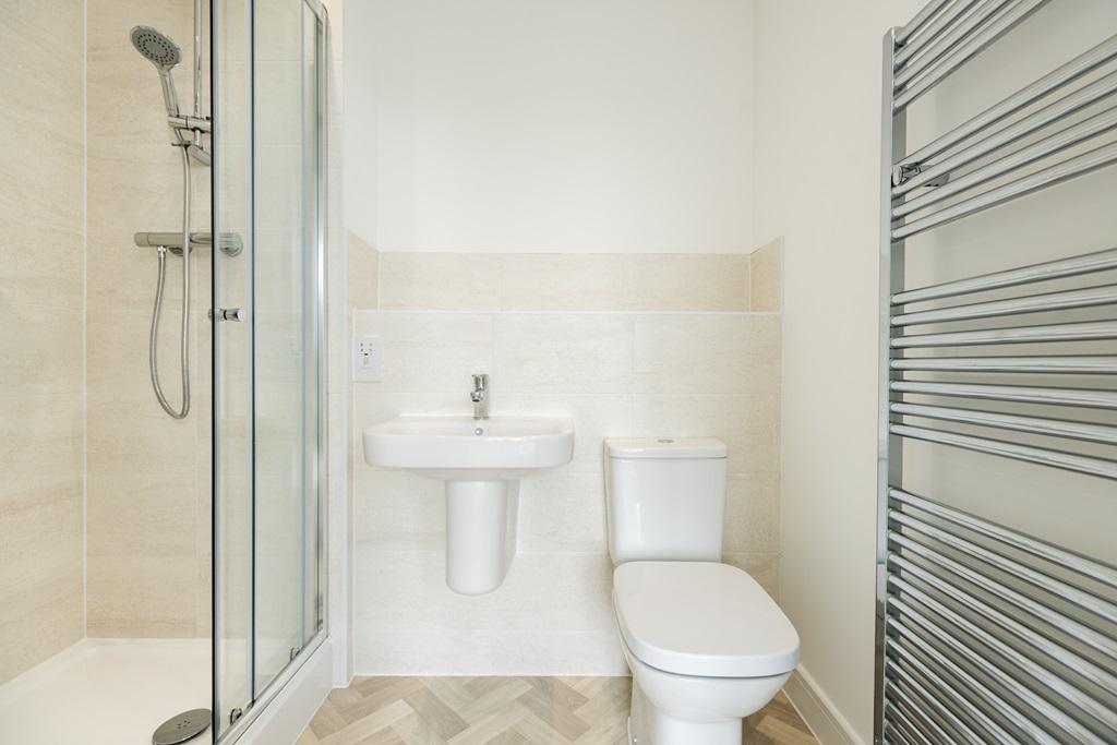 A modern en-suite to enjoy