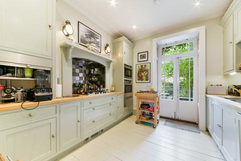 4 bedroom house to rent, Halsey Street, SW3