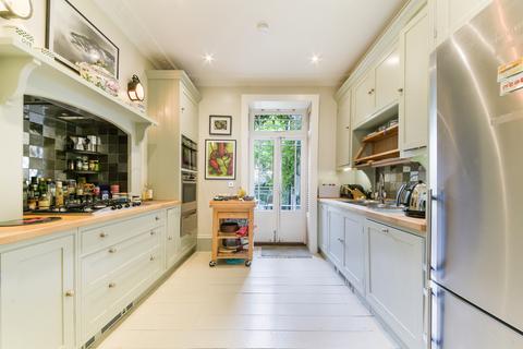 4 bedroom house to rent, Halsey Street, SW3