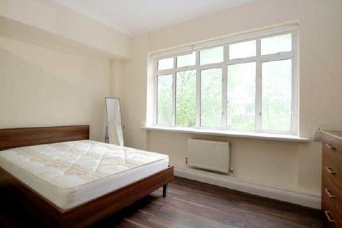 2 bedroom flat to rent, Euston Road, London NW1