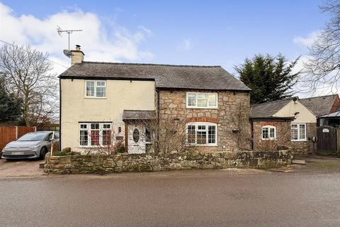 4 bedroom cottage for sale, Weston