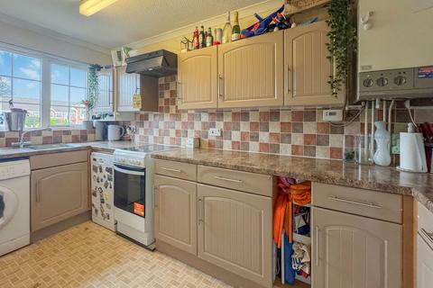 13 Deacon Close, Exeter, EX2 8FQ