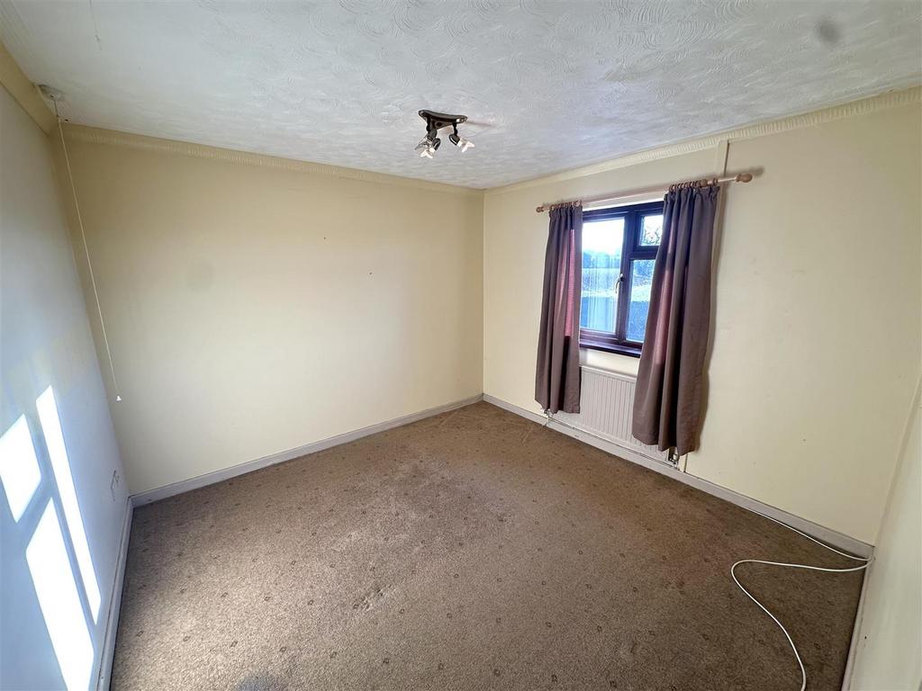 Front Double Bedroom