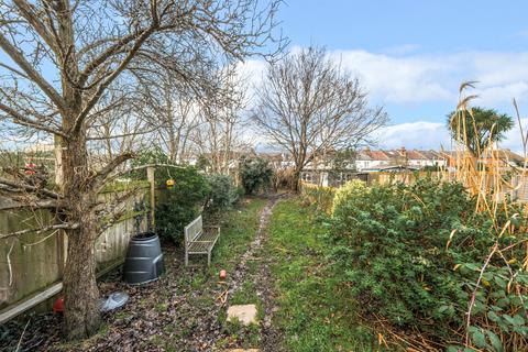 3 bedroom terraced house for sale, Caldbeck Avenue, Worcester Park KT4