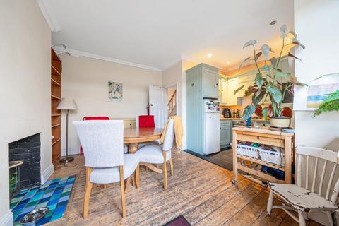 93 Caldbeck Avenue, Worcester Park, KT4 8BH