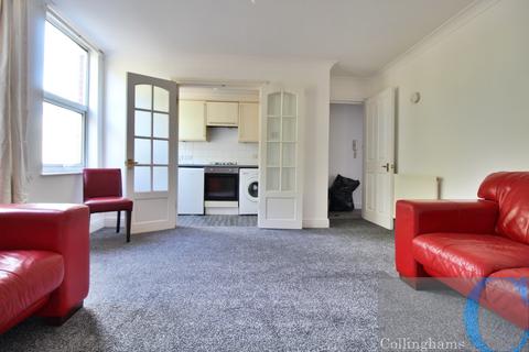 3 bedroom flat to rent, Tooting Bec Road, London SW17