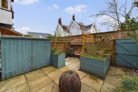 8 East Grove Road, Exeter, EX2 4LX