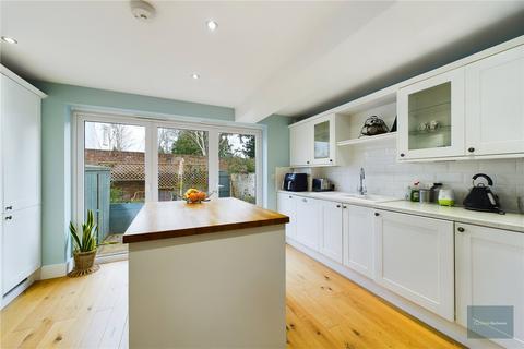8 East Grove Road, Exeter, EX2 4LX
