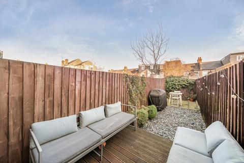 27 Burford Road, London, SE6 4DF