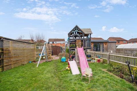 3 bedroom semi-detached house for sale, Meadow Way, Didcot, OX11