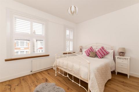 65 Halstead Road, Wanstead, London, E11 2AY