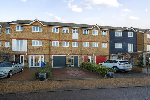 3 bedroom terraced house for sale, Waterside Close, Faversham, ME13