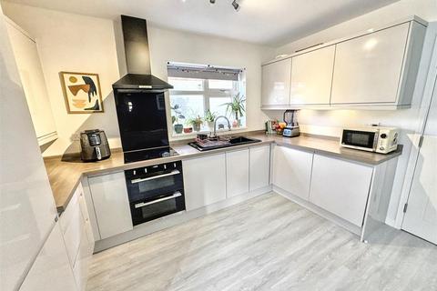 2 bedroom maisonette for sale, York Road, Birmingham B14