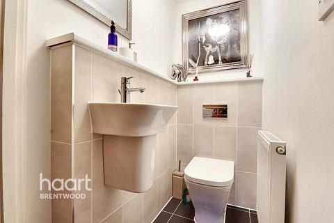 1 bedroom flat for sale, Kensington Way, Brentwood