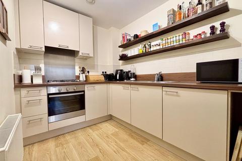 1 bedroom apartment for sale, Eden Road, Dunton Green