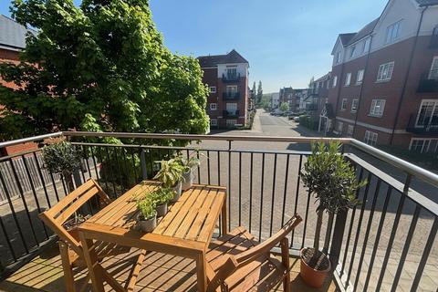 1 bedroom apartment for sale, Eden Road, Dunton Green