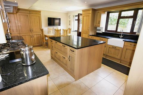 4 bedroom detached house for sale, Hornsby Lane, Orsett Heath, Grays, Essex