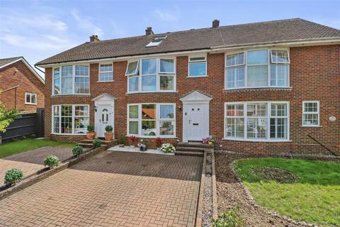 4 bedroom house for sale, Richington Way, Seaford