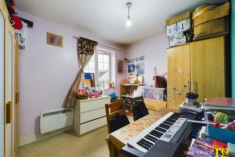 undefined, Rosslyn Crescent, Harrow