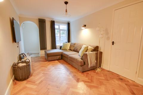 1 bedroom maisonette to rent, Kennet Close, Chartwell Green