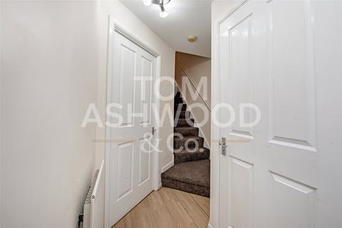 110 Winding Way, Dagenham, RM8 2TB