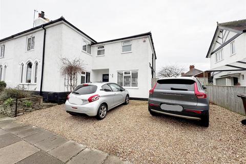 5 bedroom semi-detached house for sale, Weelsby Road, Grimsby, N.E. Lincs, DN32 0PT