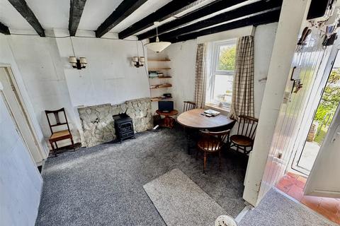 undefined, Fron Hyfryd Terrace, Llithfaen