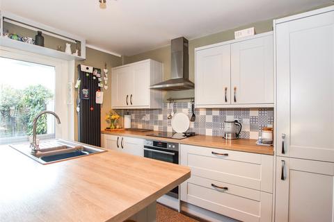 2 bedroom semi-detached house for sale, Corbin Road, Pennington, Lymington, Hampshire, SO41