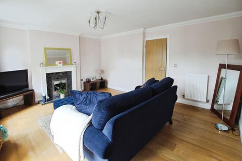 3 Cavendish Mews, Drighlington, Bradford, BD11 1DD