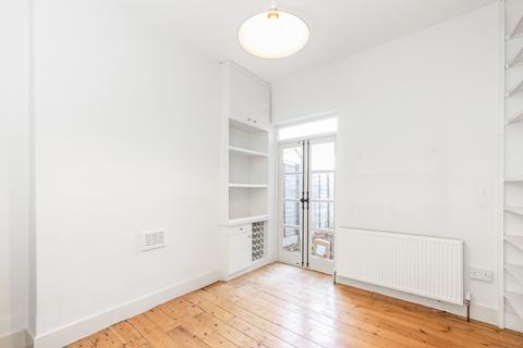undefined, Wellington Gardens, Charlton, London