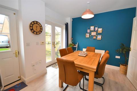 3 bedroom terraced house for sale, Dunnabridge Street, Poundbury