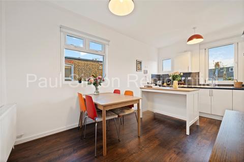 2 bedroom apartment for sale, Falkland Road, Harringay, London, N8