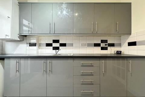 477 Eastern Avenue, Ilford, IG2 6LS