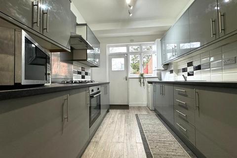 477 Eastern Avenue, Ilford, IG2 6LS