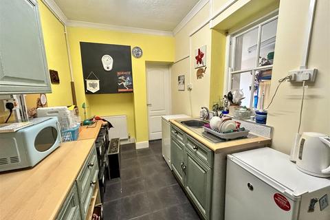 2 bedroom terraced house for sale, High Street, Tumble, Llanelli