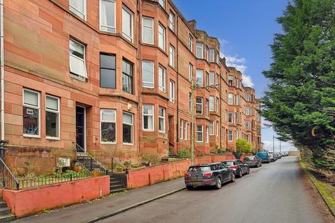 2 bedroom flat to rent, Bellwood Street, Flat 1-2, Shawlands, Glasgow, G41 3EX