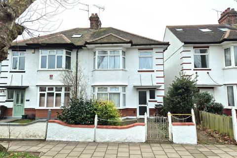 3 bedroom semi-detached house for sale, Boston Manor Road, Brentford