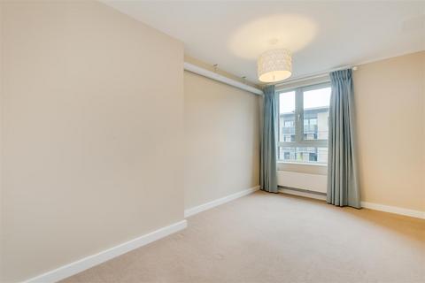 2 bedroom flat to rent, Buckler Court, Eden Grove, London