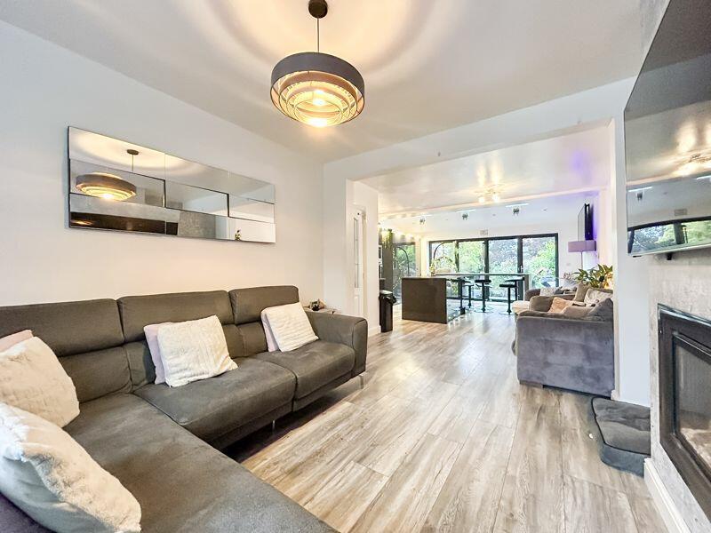 49207 12453686 IMG 01 0000.jpeg