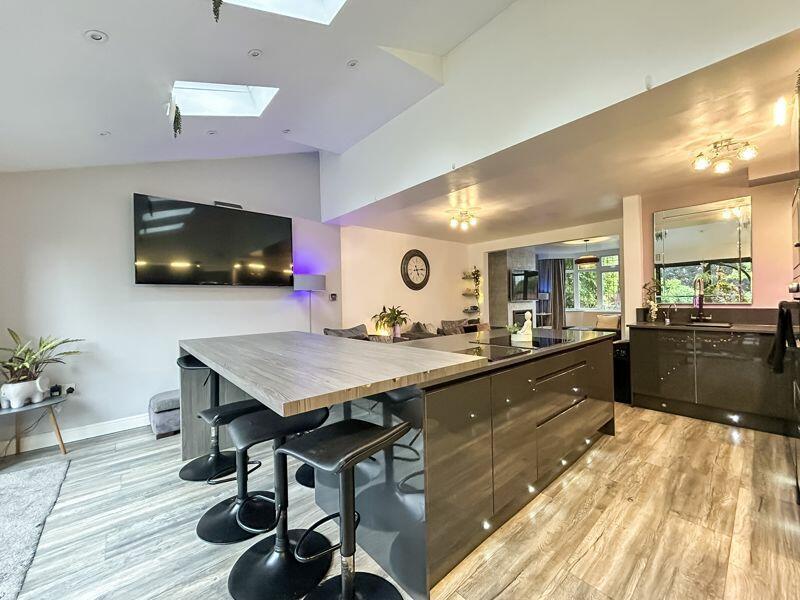 49207 12453686 IMG 04 0000.jpeg