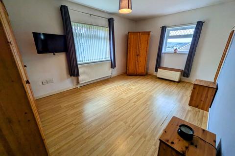 47 Brynhafod, Ammanford, SA18 3QH