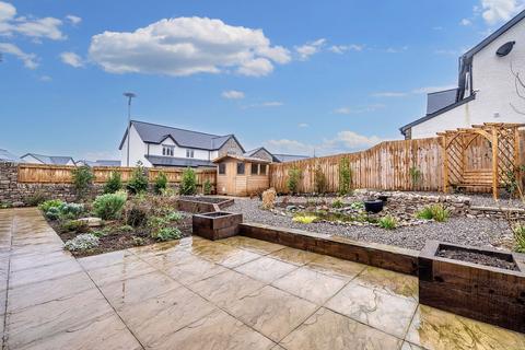 5 bedroom detached house for sale, 2 Chalk Grove, Kendal