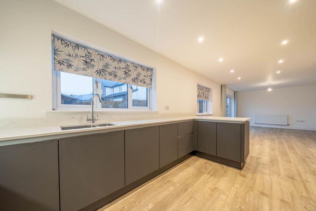 Kitchen diner