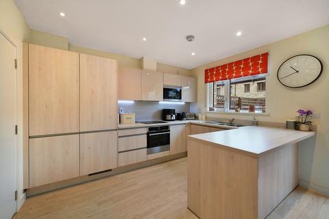 4 bedroom townhouse for sale, Lacey Drive, Edgware, HA8