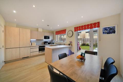 4 bedroom townhouse for sale, Lacey Drive, Edgware, HA8