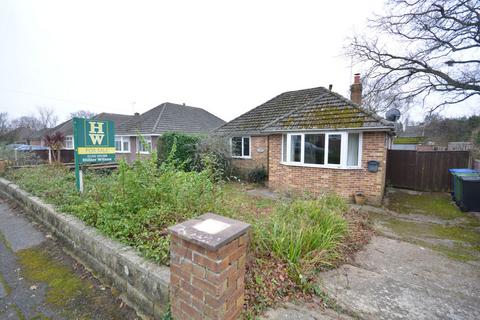 2 bedroom detached bungalow for sale, Rugby Road, Poole BH17