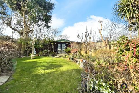 3 bedroom semi-detached house for sale, Raleigh Road, West Sussex PO21