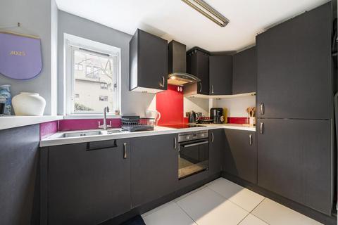 1 bedroom flat for sale, Bywater Place, Rotherhithe